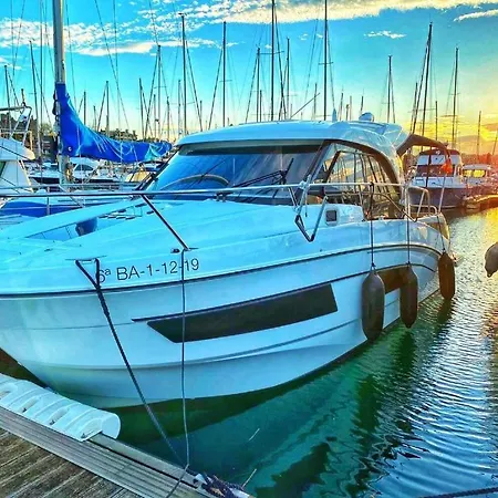 Πλωτό κατάλυμα Yate De Lujo En Costa Brava Χιρόνα